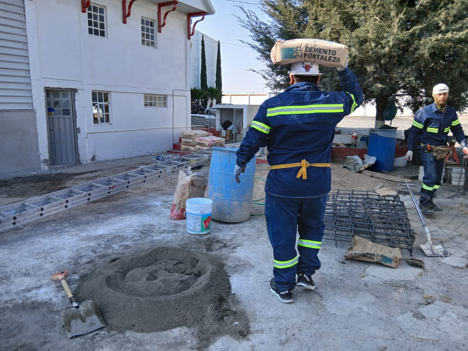 Entrega de cemento en obra